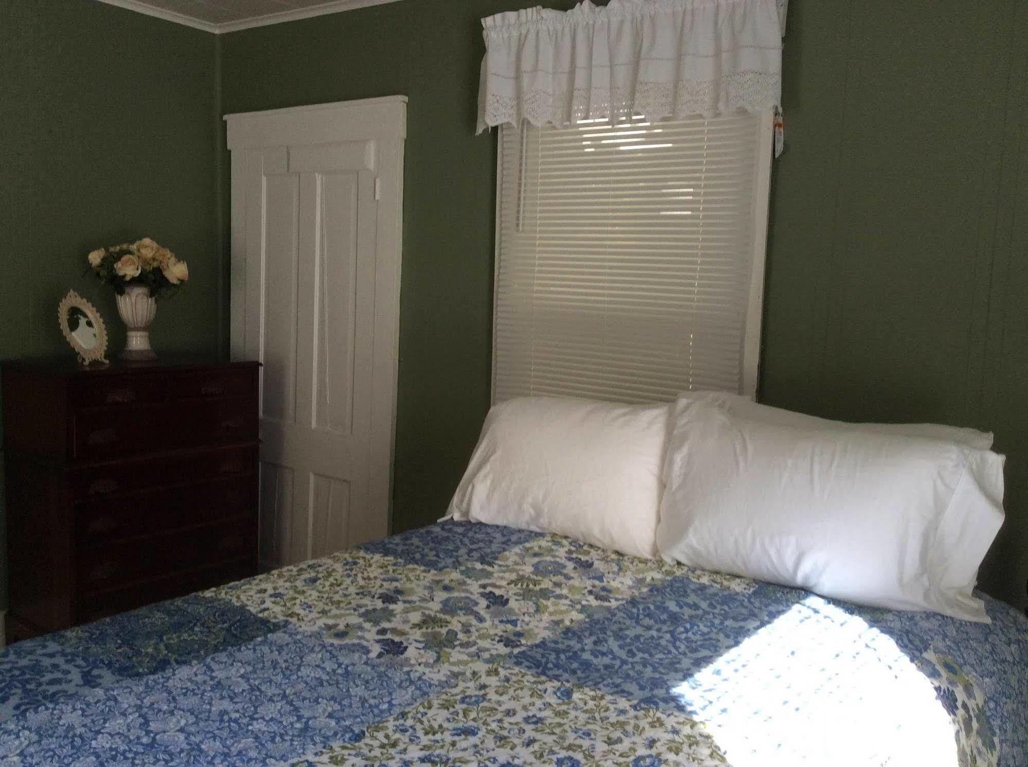 Country Road House Hotel Clendenin Luaran gambar